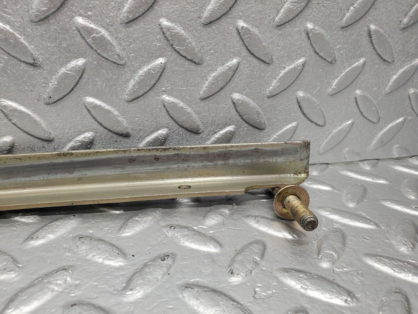 46352 Mercedes-Benz C123 280CE Coupe Front Left Window Channel