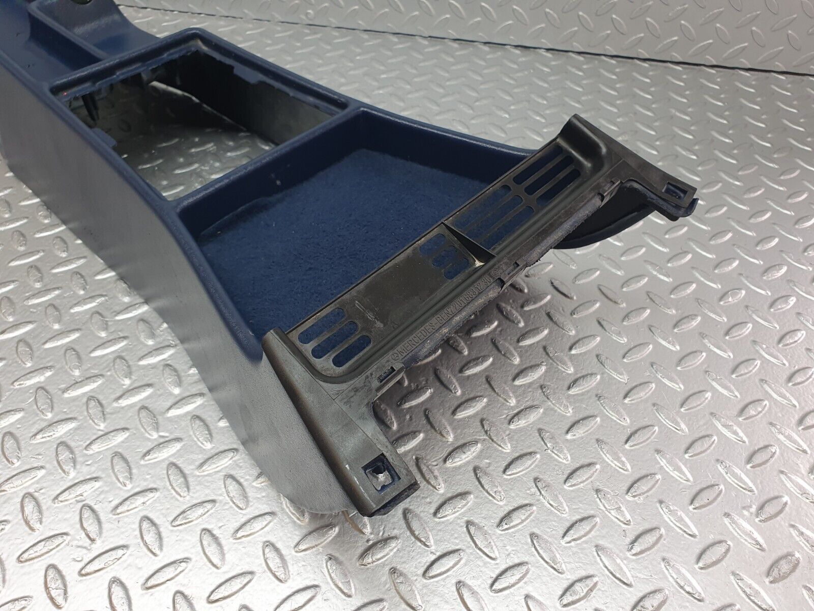 42664 Mercedes-Benz W201 190 2.0L Centre Console Blue 2016831325 2016831236