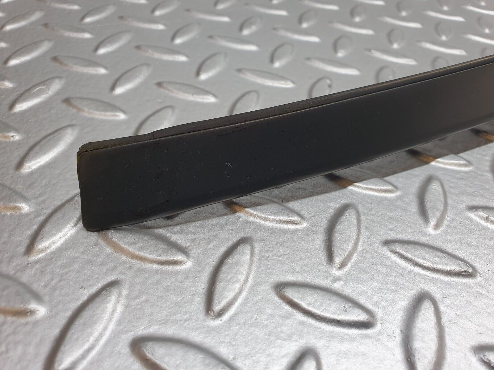 41713 Mercedes-Benz W124 200E Roof Chrome Trim Left Side 1246900397