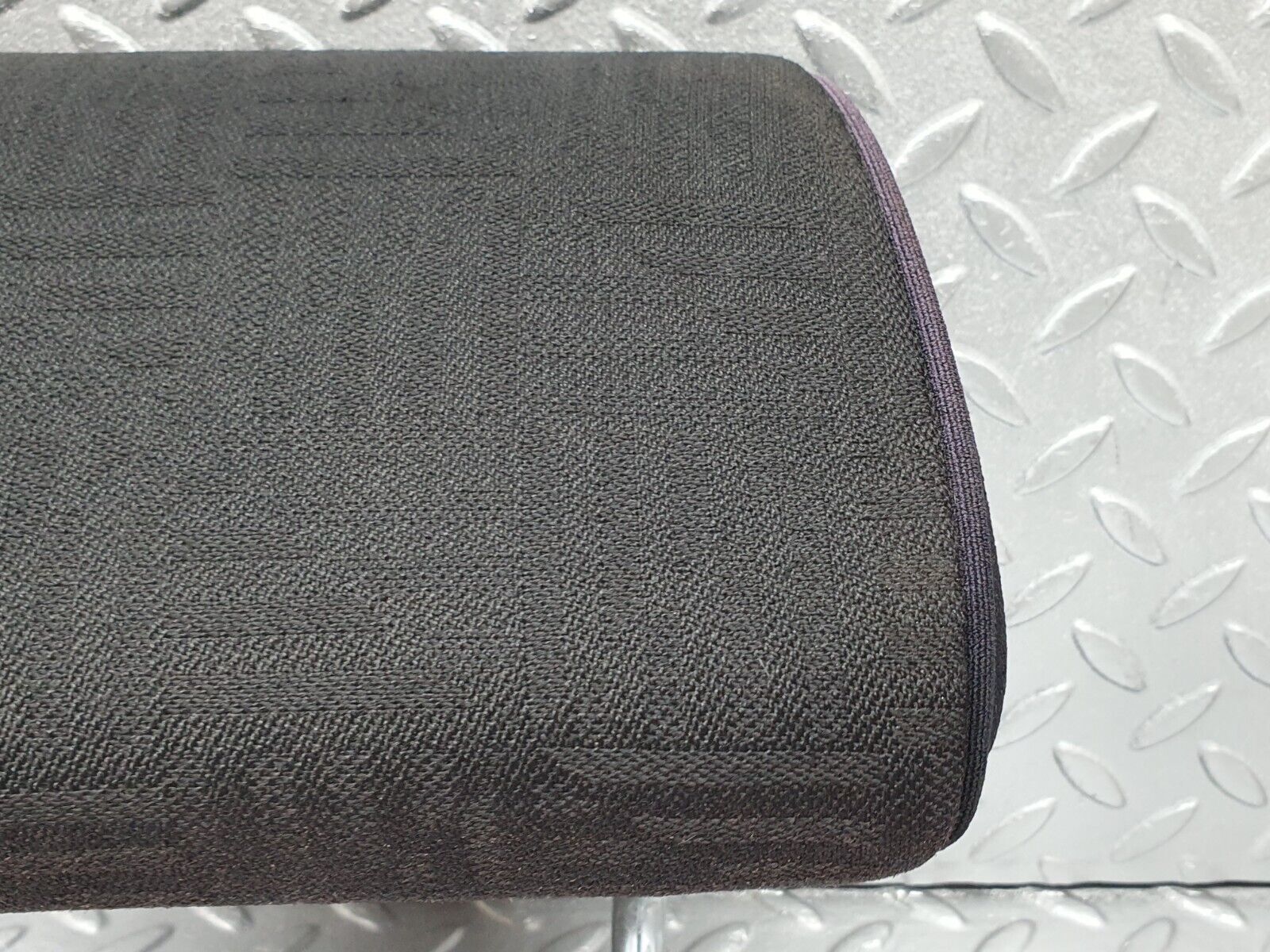 41828 Mercedes-Benz W202 C200 Rear Left Headrest