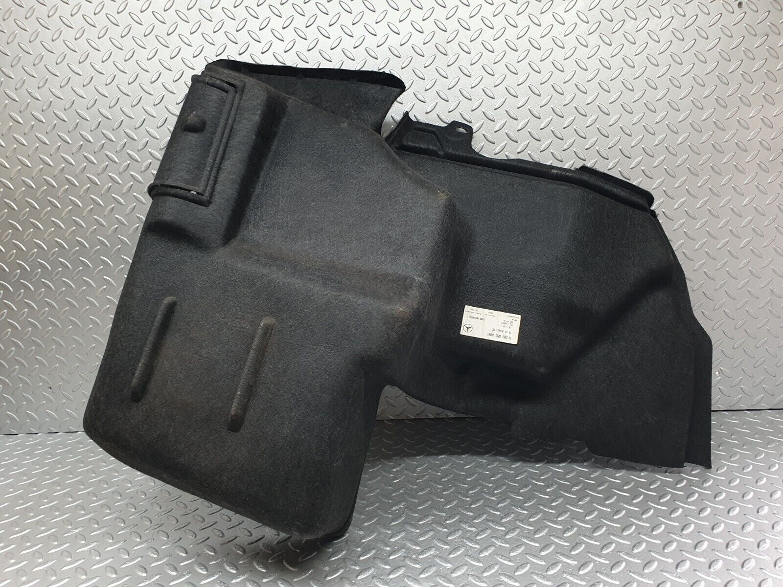 41763 Mercedes-Benz W202 C200 Trunk Boot Panel Cover Right Grey 2026934091