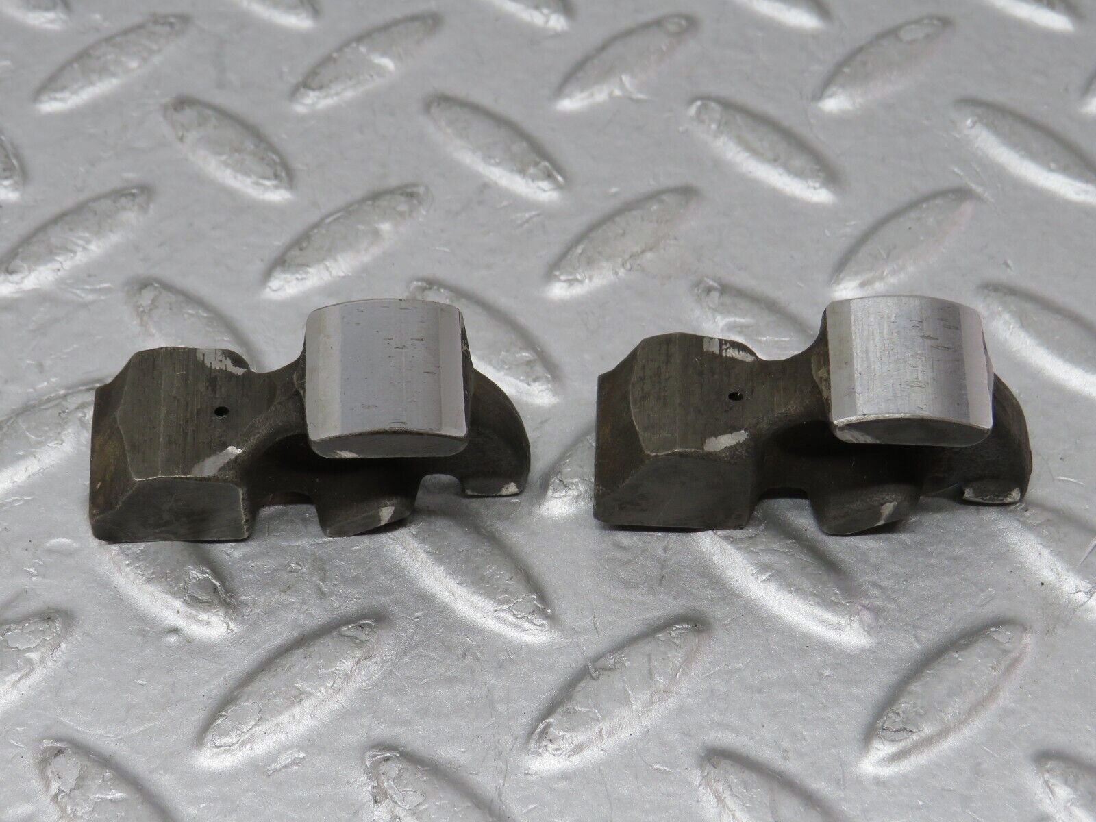 35642 Mercedes-Benz R107 280SL Valve Rocker Arm With Spring And Tappet