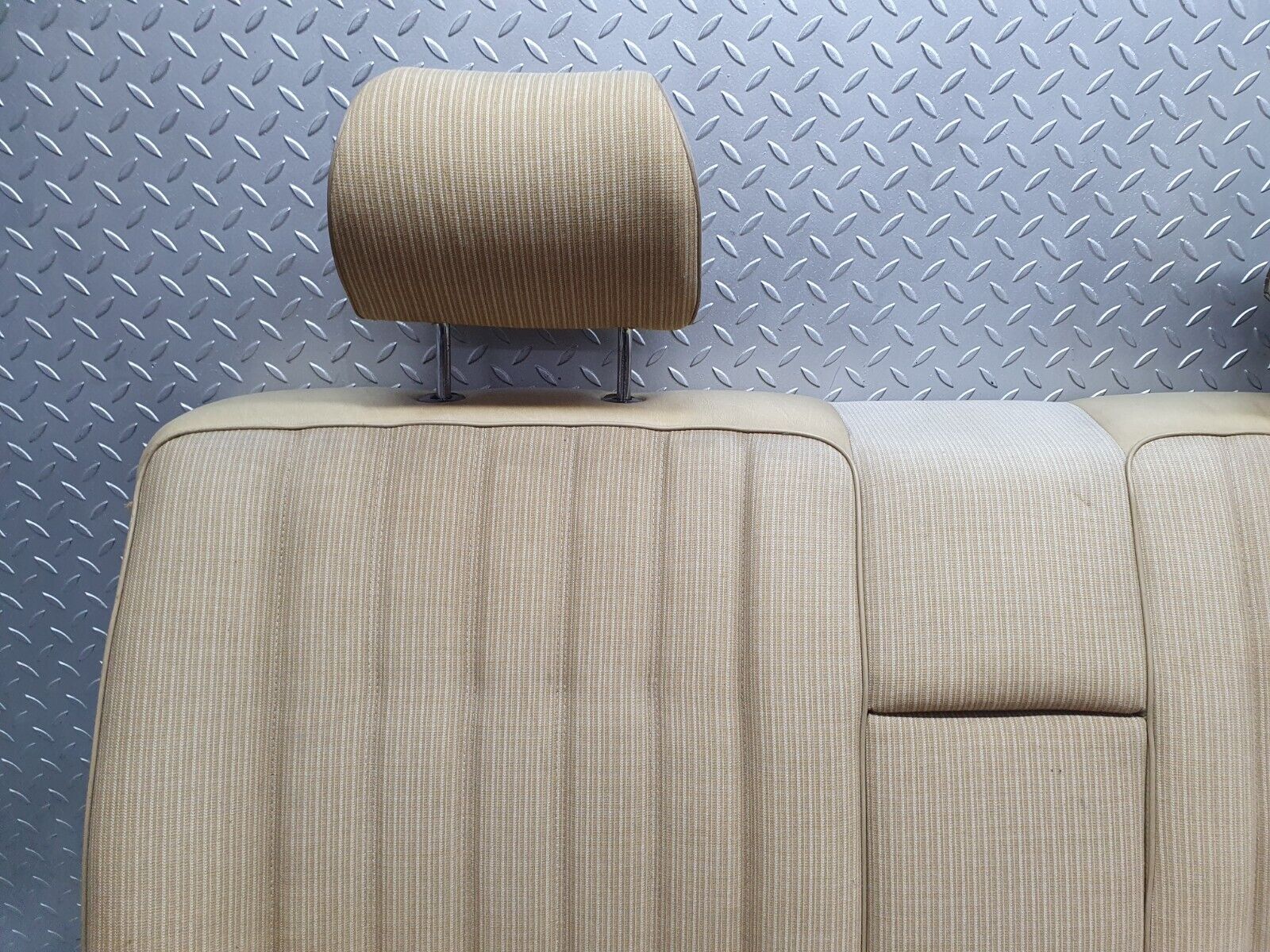 44208 Mercedes-Benz C123 230CE Coupe Rear Seat Beige 1239200316