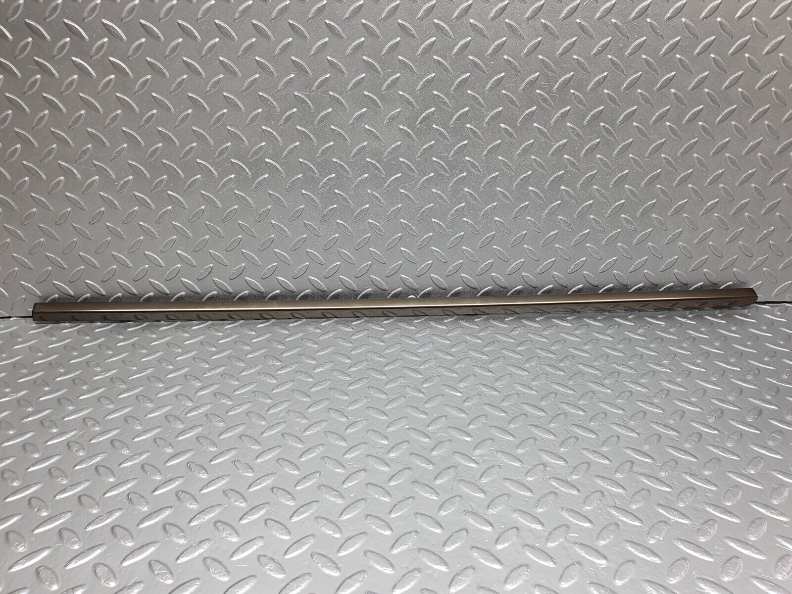 42108 Mercedes-Benz W202 C200 Rear Left Door Moulding Trim