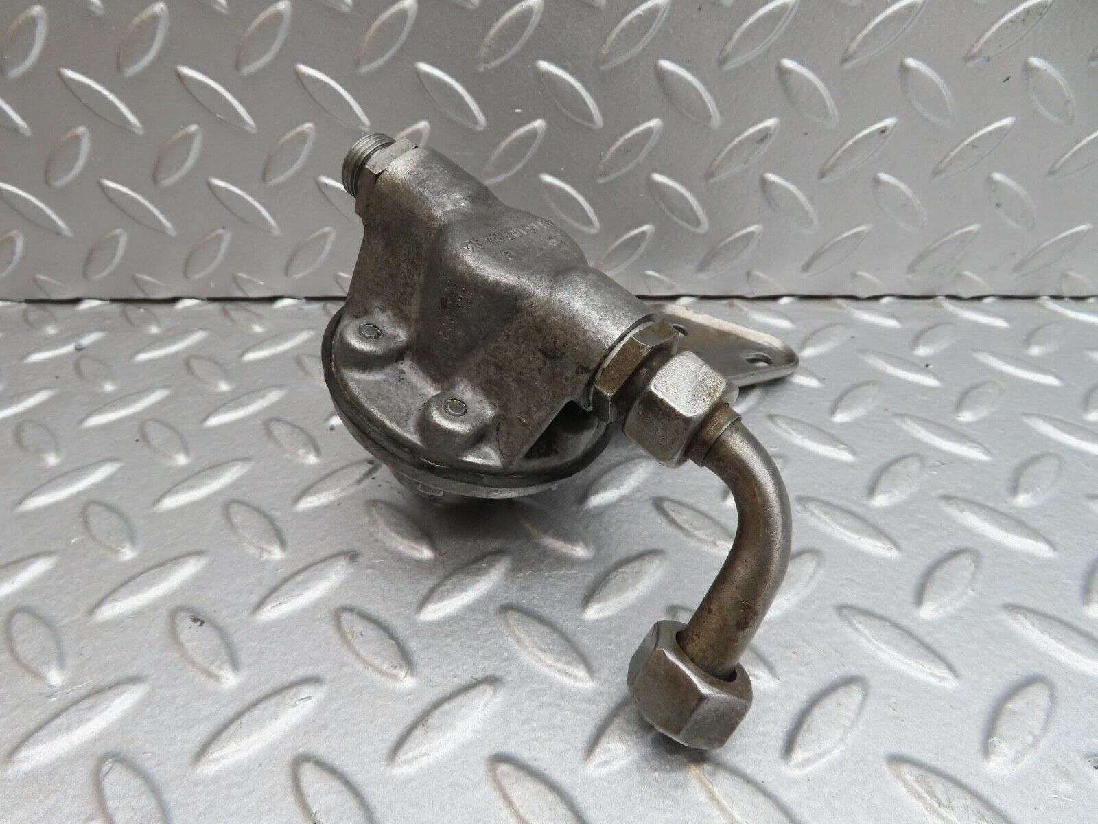 15681 Mercedes-Benz R107 450SL Oil Pressure Damper 1161870196 1161870494