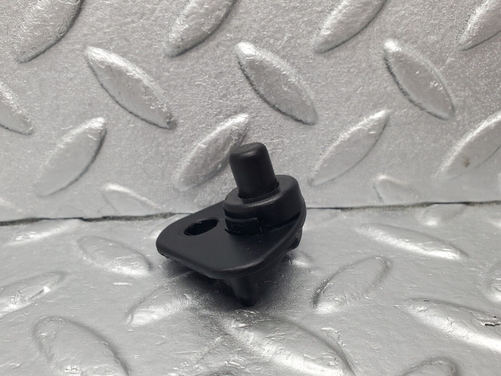 46923 Mercedes-Benz R129 320SL Coupe Trunk Boot Light Switch 1296900011