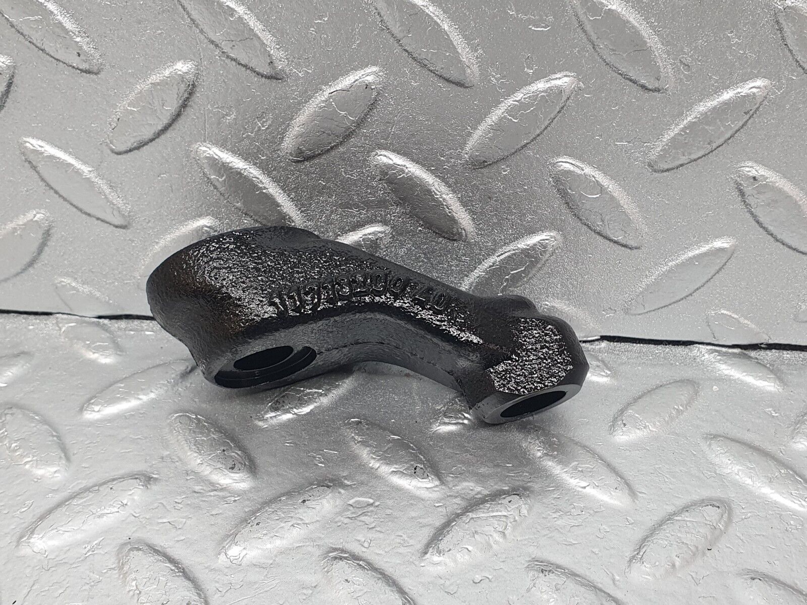 43557 Mercedes-Benz C126 380SEC Coupe Belt Tensioner Pulley Bracket 1171320040