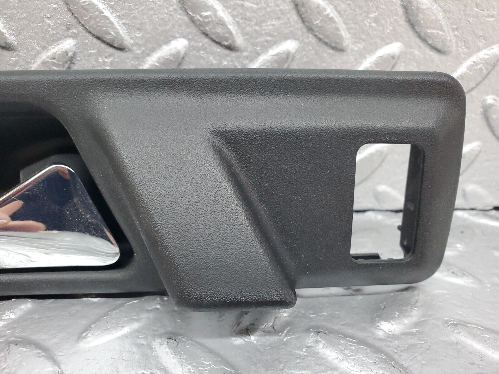 44741 Mercedes-Benz W124 220E Interior Door Handle Rear Right 1247600261