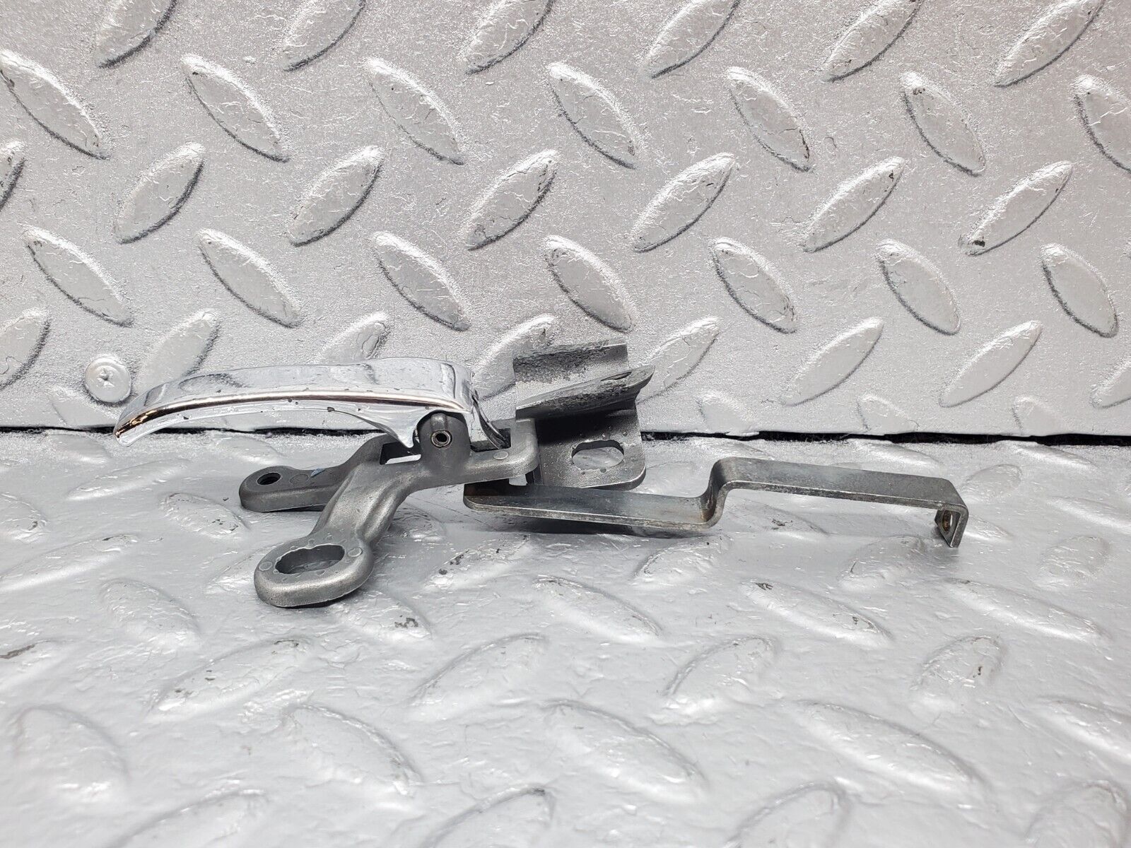 45530 Mercedes-Benz W108 280SE Rear Right Door Interior Chrome Handle 1157660219