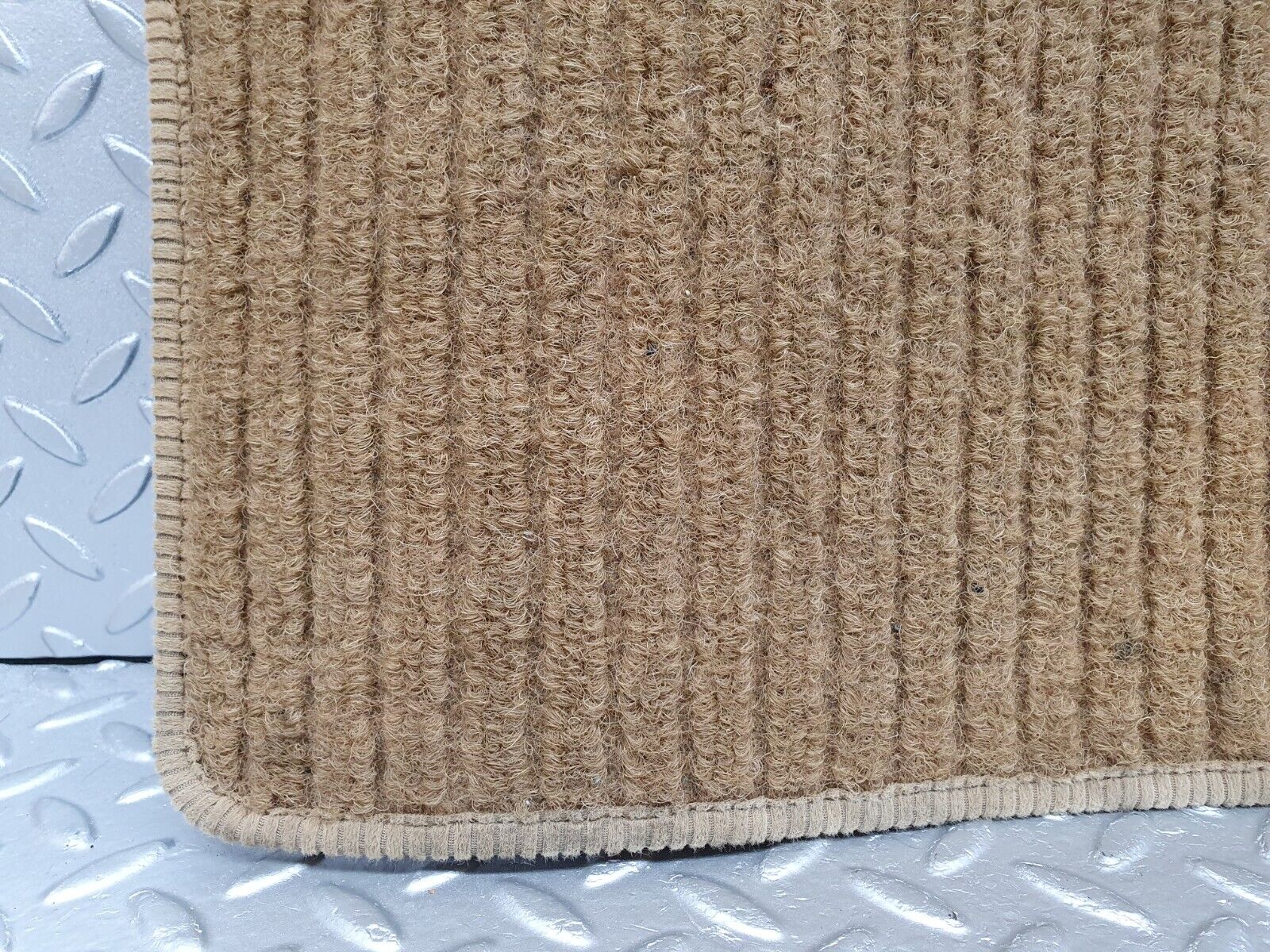 41636 Mercedes-Benz W124 200E Rear Left Floor Carpet Mat Palomino