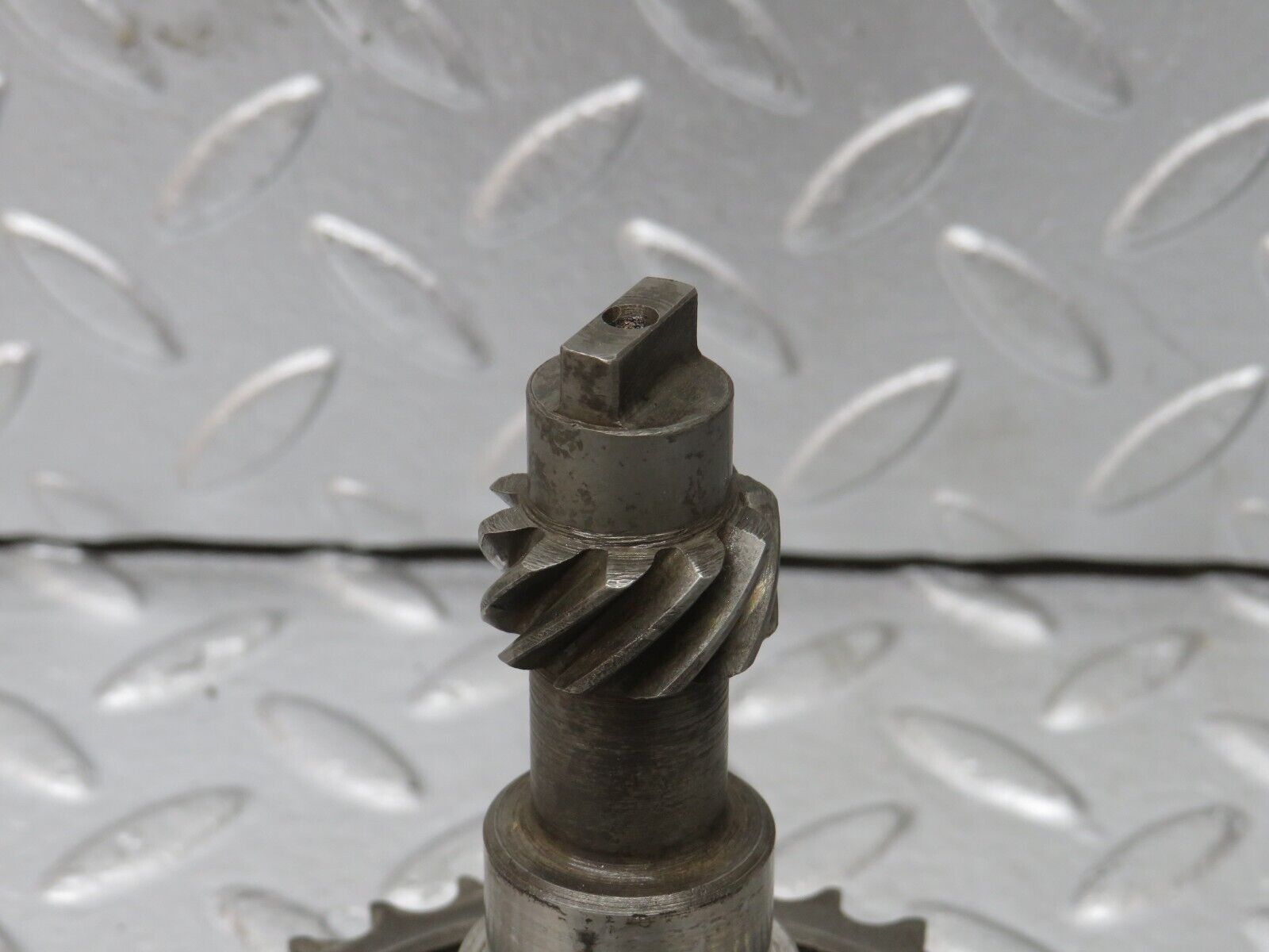 32872 Mercedes-Benz C107 R107 350 V8 Intermediate Gear 1161570214