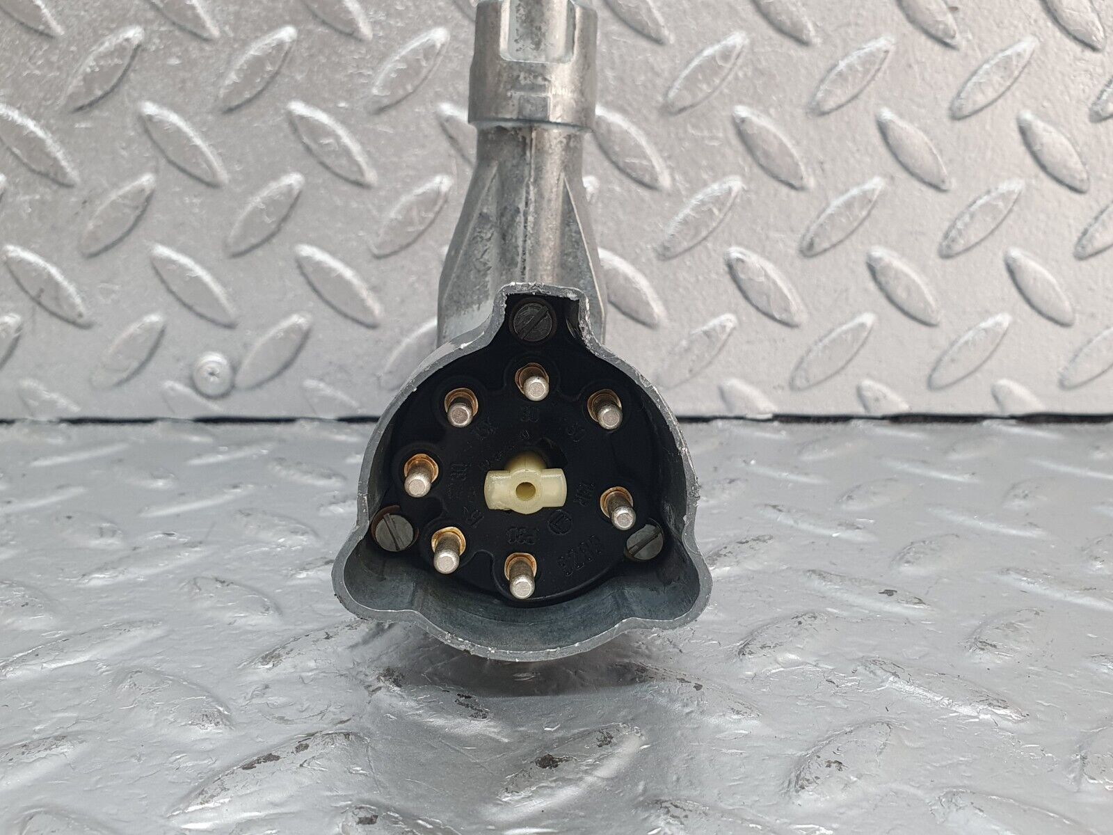 44026 Mercedes-Benz C123 230CE Coupe Steering Lock Ignition Switch With Key