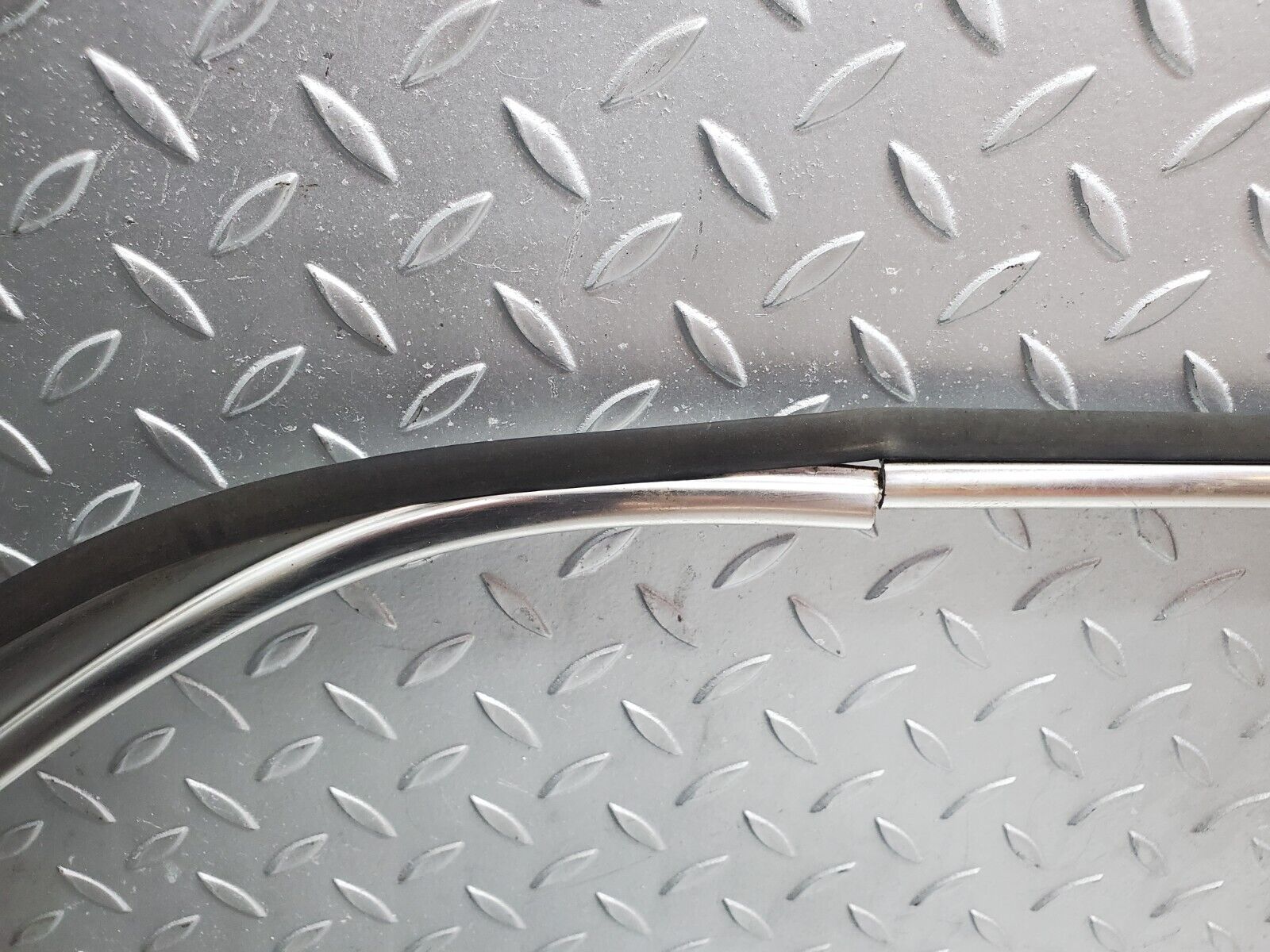 44546 Mercedes-Benz W123 280E Roof Chrome Moulding Trim Right Side 1236981430