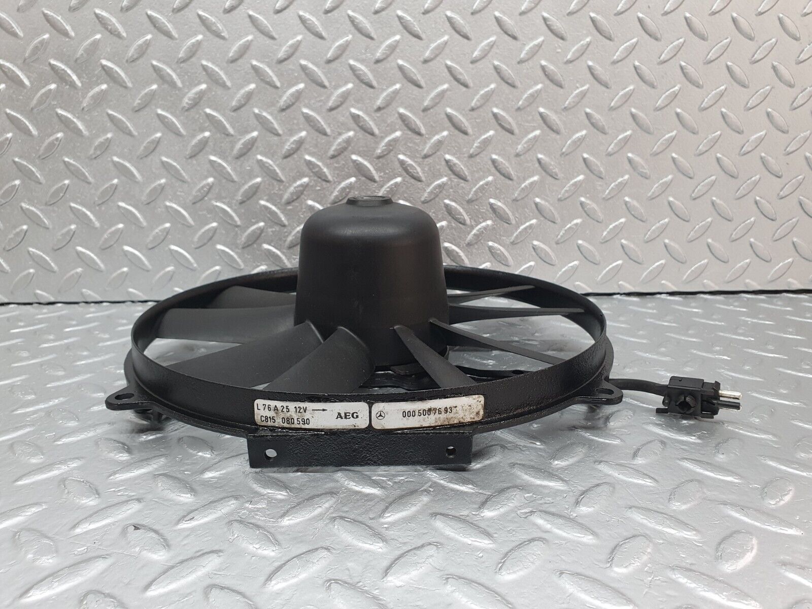 42188 Mercedes-Benz R129 320SL Coupe Radiator Cooling Fan AEG 0005007693