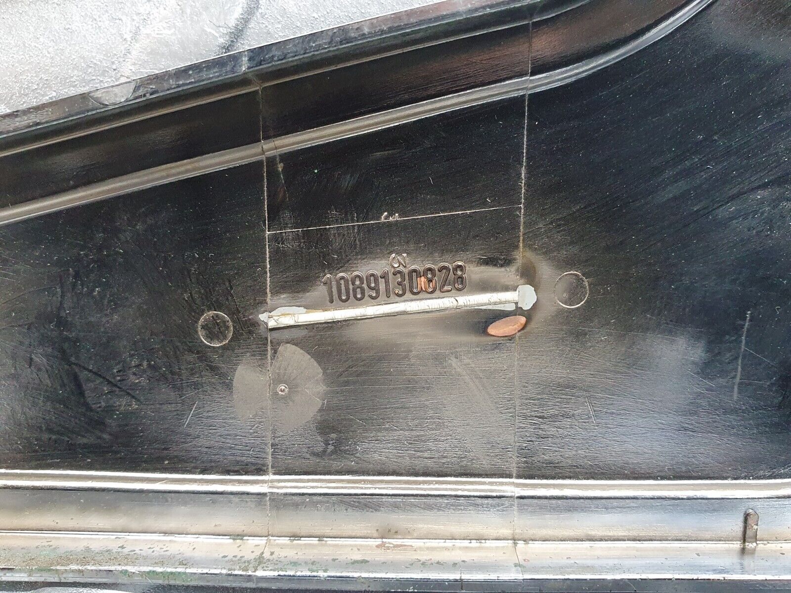 43086 Mercedes-Benz W108 280SE Seat Hinge Chrome Cover Right 1089130828