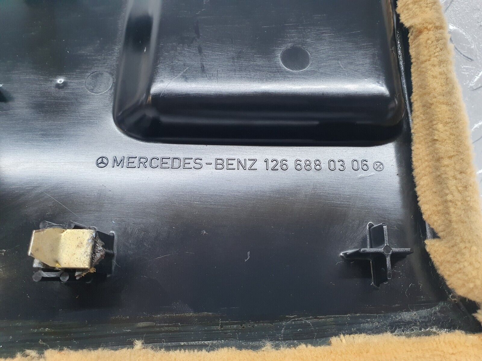 43612 Mercedes-Benz C126 380SEC Coupe Kick Panel Left Side Beige 1266880306