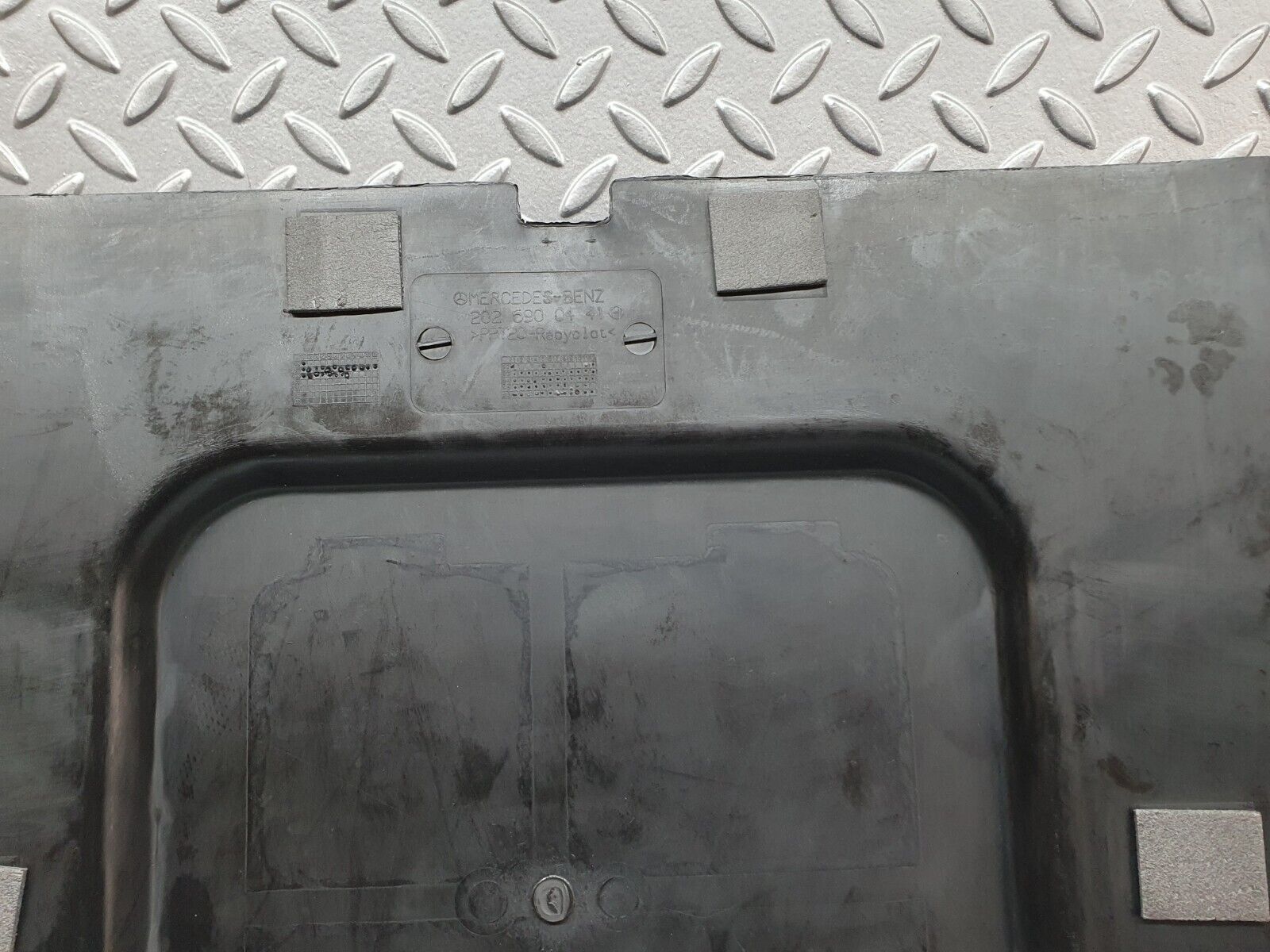 42110 Mercedes-Benz W202 C200 Trunk Rear Panel 2026900441