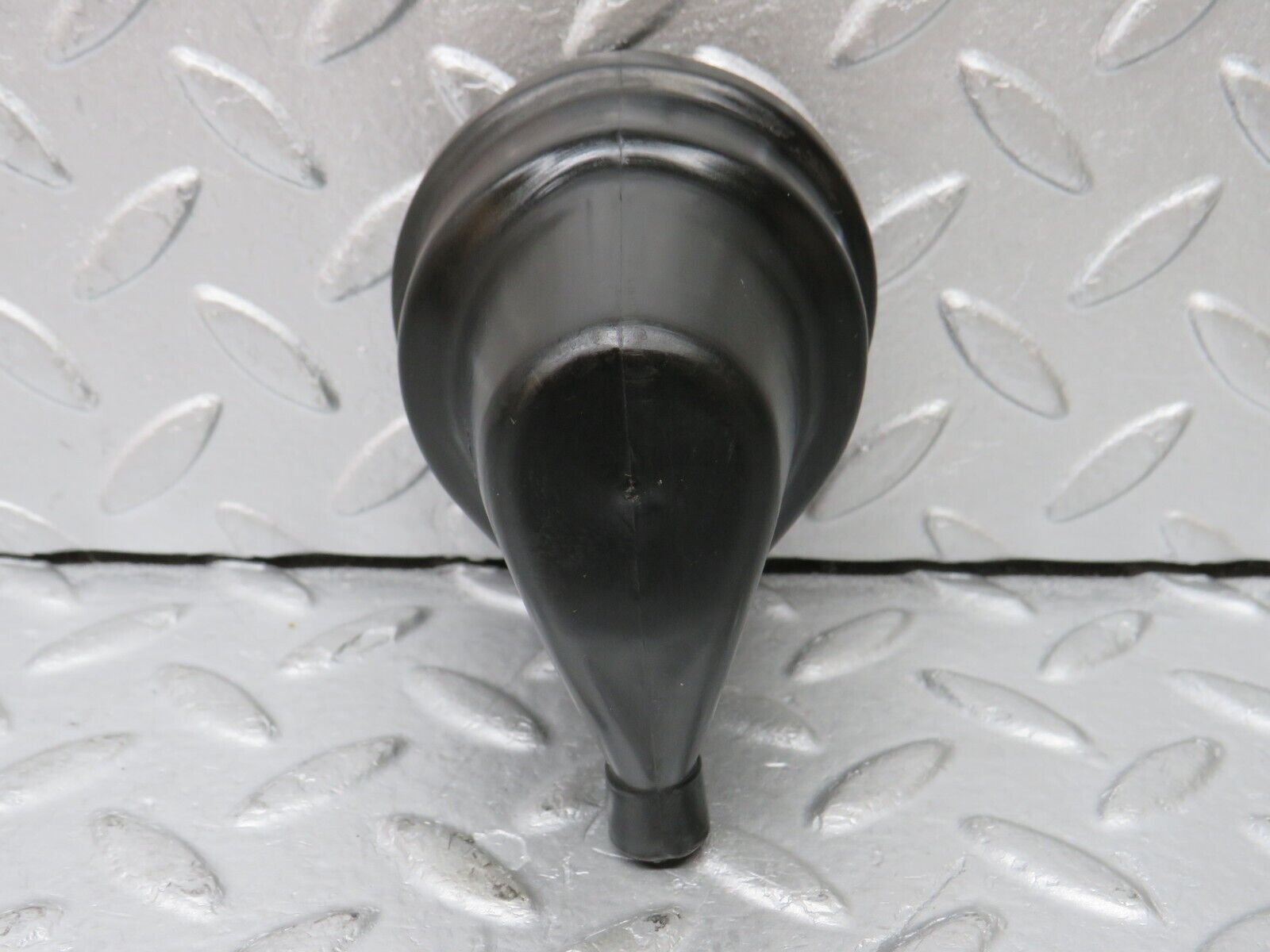 35343 Mercedes-Benz R107 280SL Ignition Coil Protective Cap 0001581785