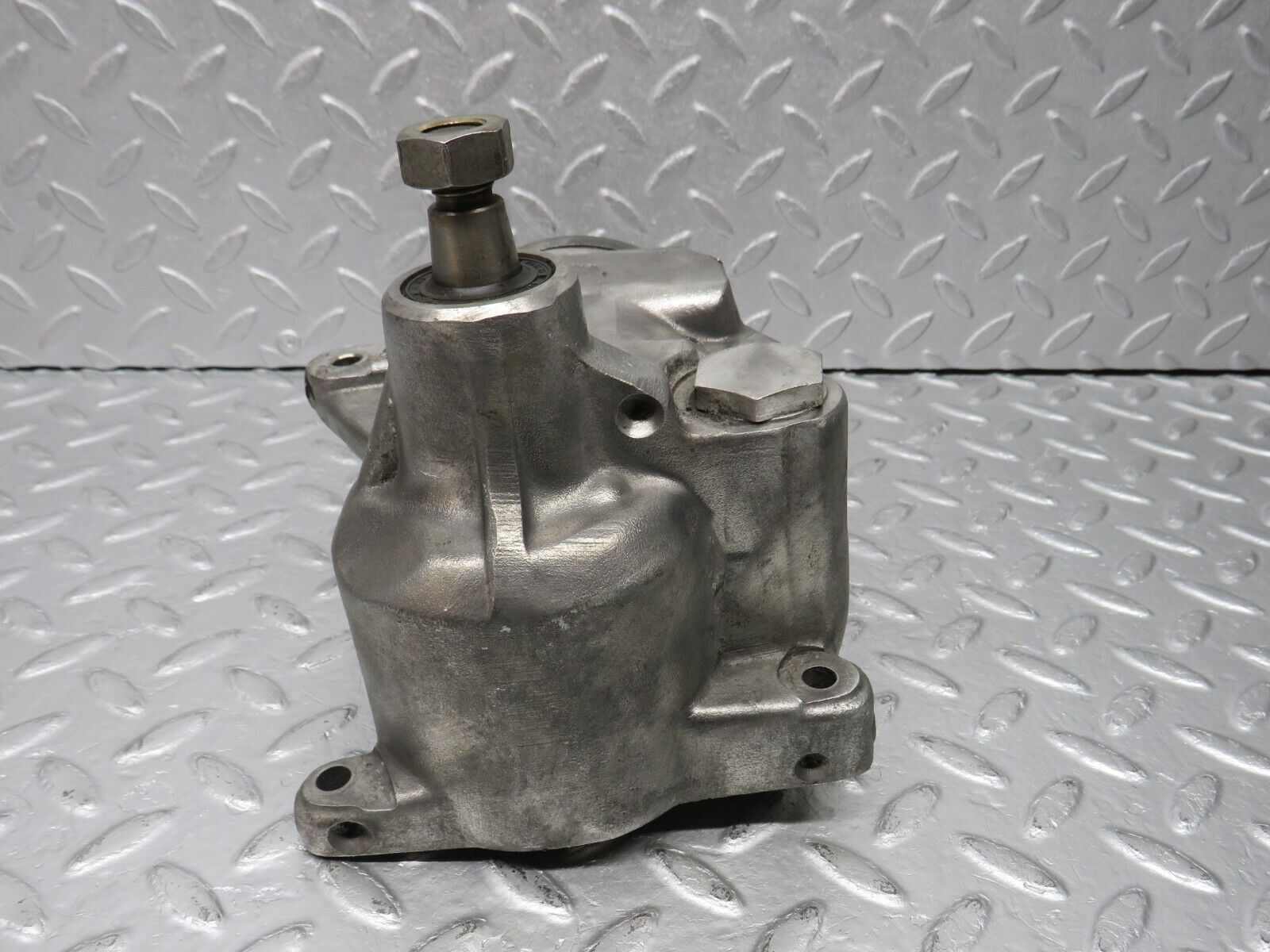 39224 Mercedes-Benz R107 500SL Power Steering Pump 1264601380 7672900448