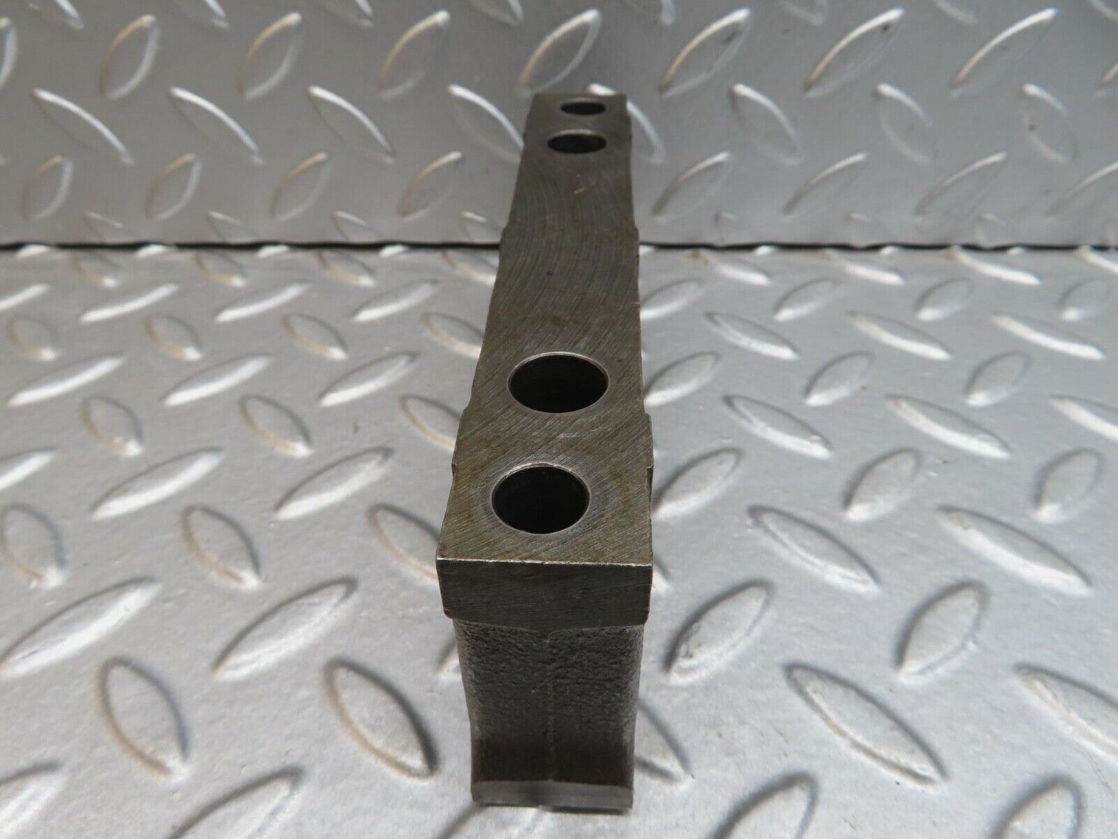 13703 Mercedes-Benz R107 450SL Crankshaft Bearing Holder Block 1160110312