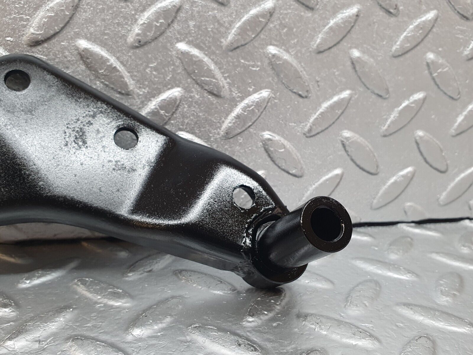 44217 Mercedes-Benz C123 230CE Coupe Alternator Generator Bracket