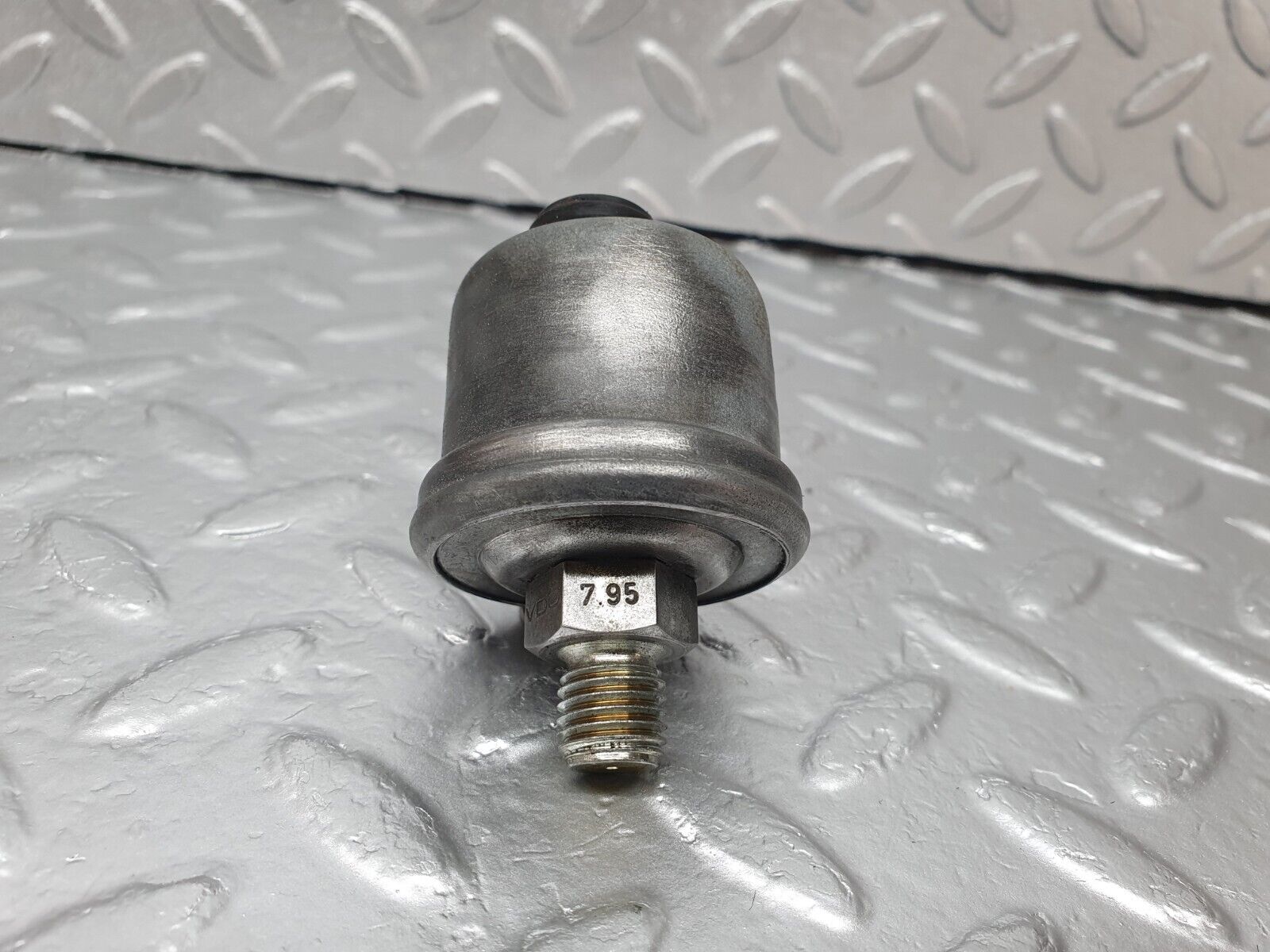 42546 Mercedes-Benz R129 320SL Coupe Oil Pressure Sensor VDO 0065429417