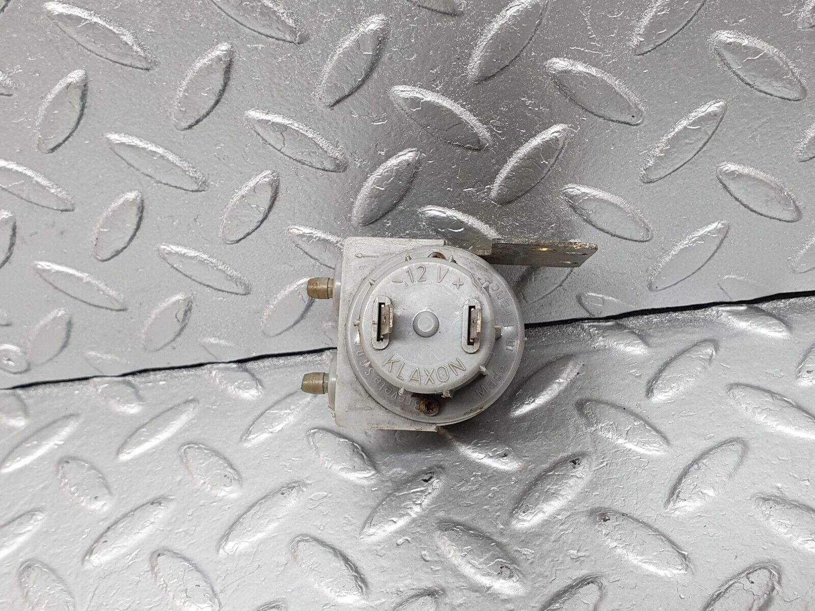 43124 Mercedes-Benz W108 280SE Windscreen Washer Pump