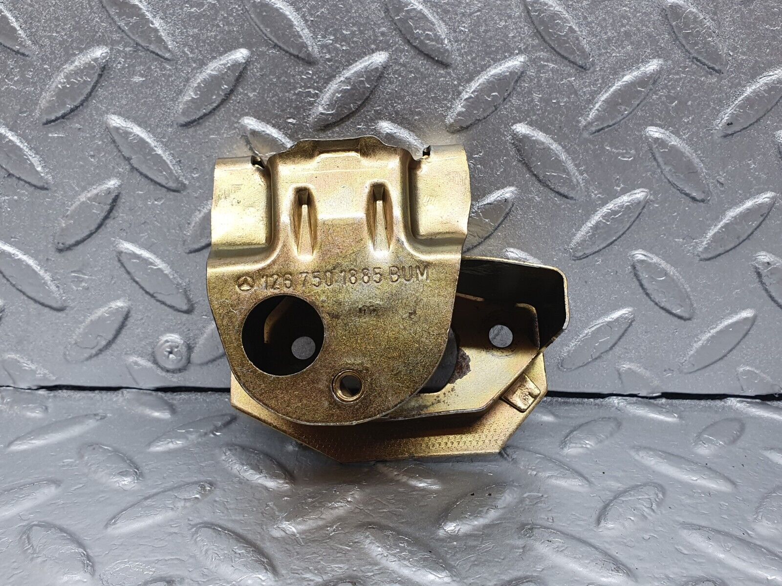 43525 Mercedes-Benz C126 380SEC Coupe Trunk Lock Latch 1267501885