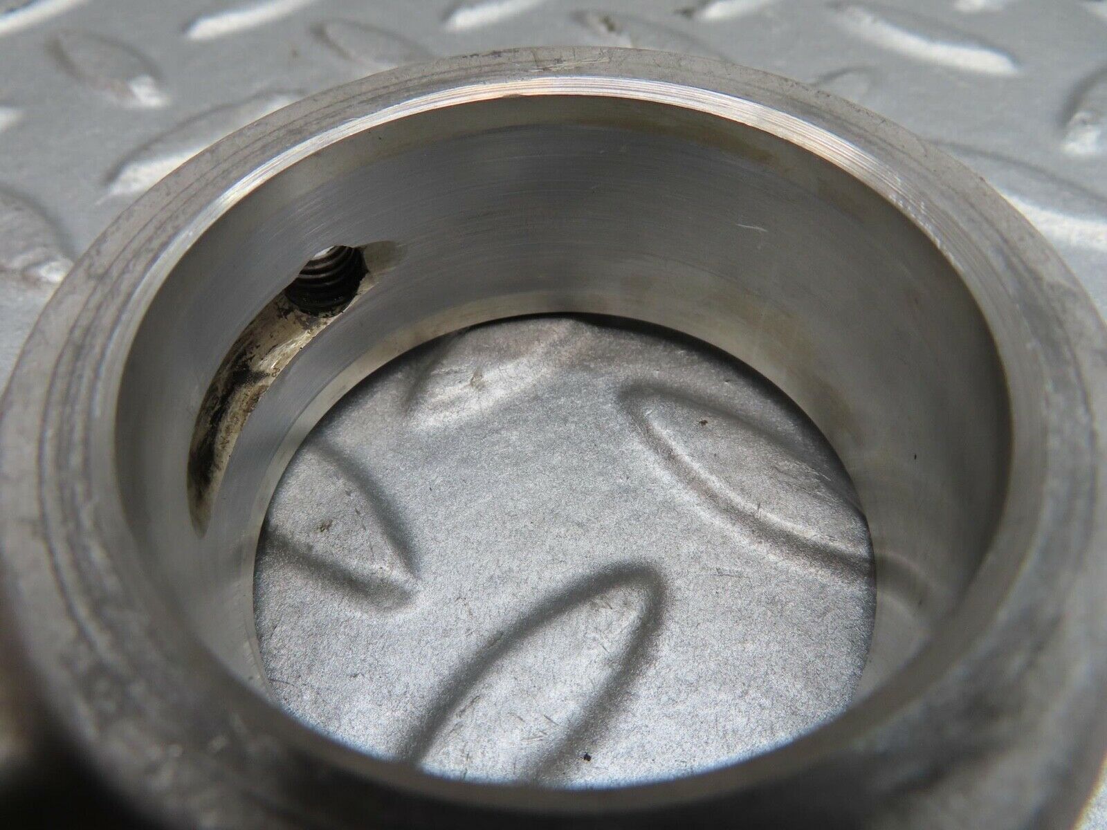 13734 Mercedes-Benz R107 450SL Camshaft Tower Bearing 1160512712