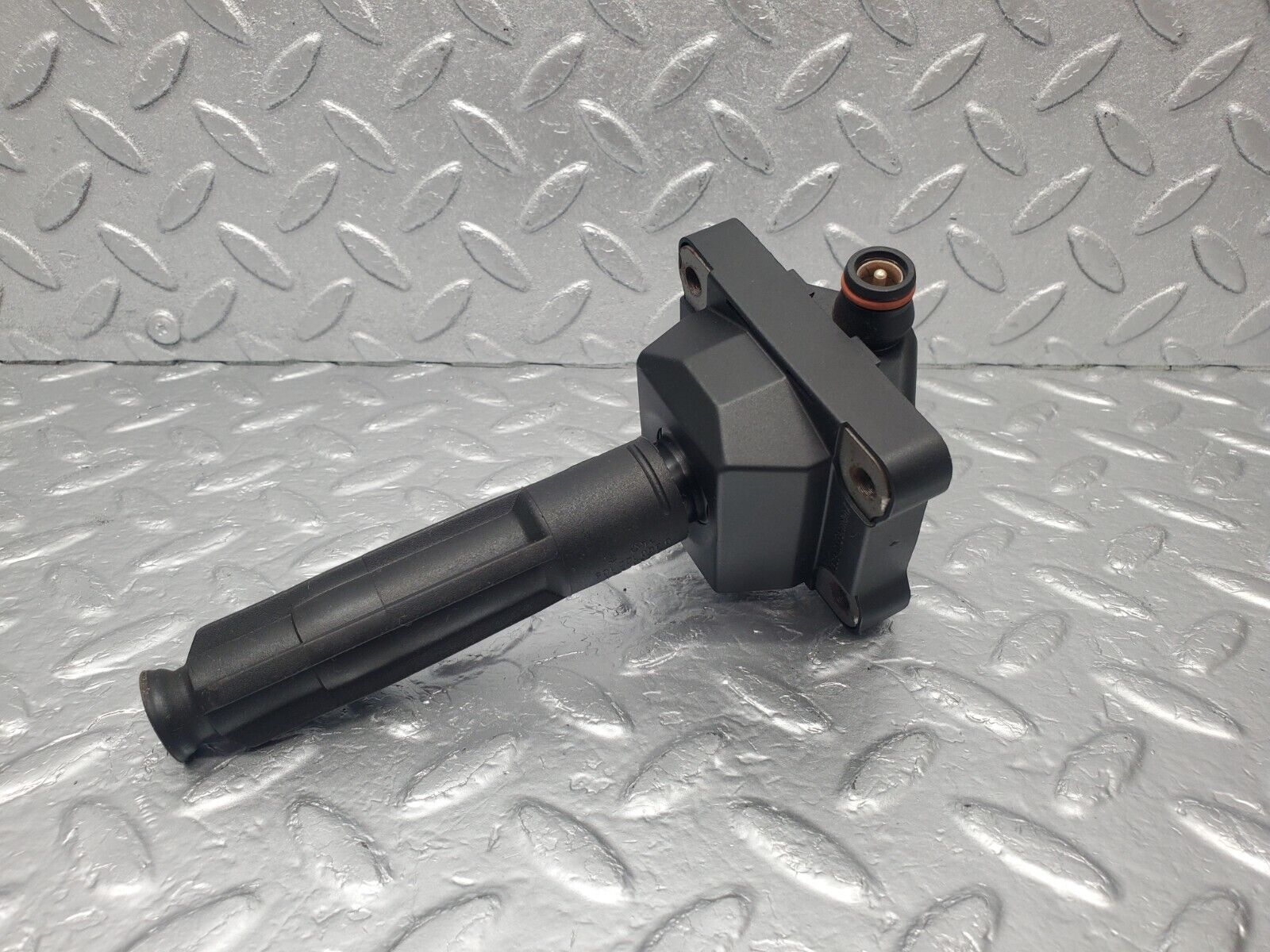 46199 Mercedes-Benz W124 280E Ignition Bosch 0001587003 0221506444 0001593642