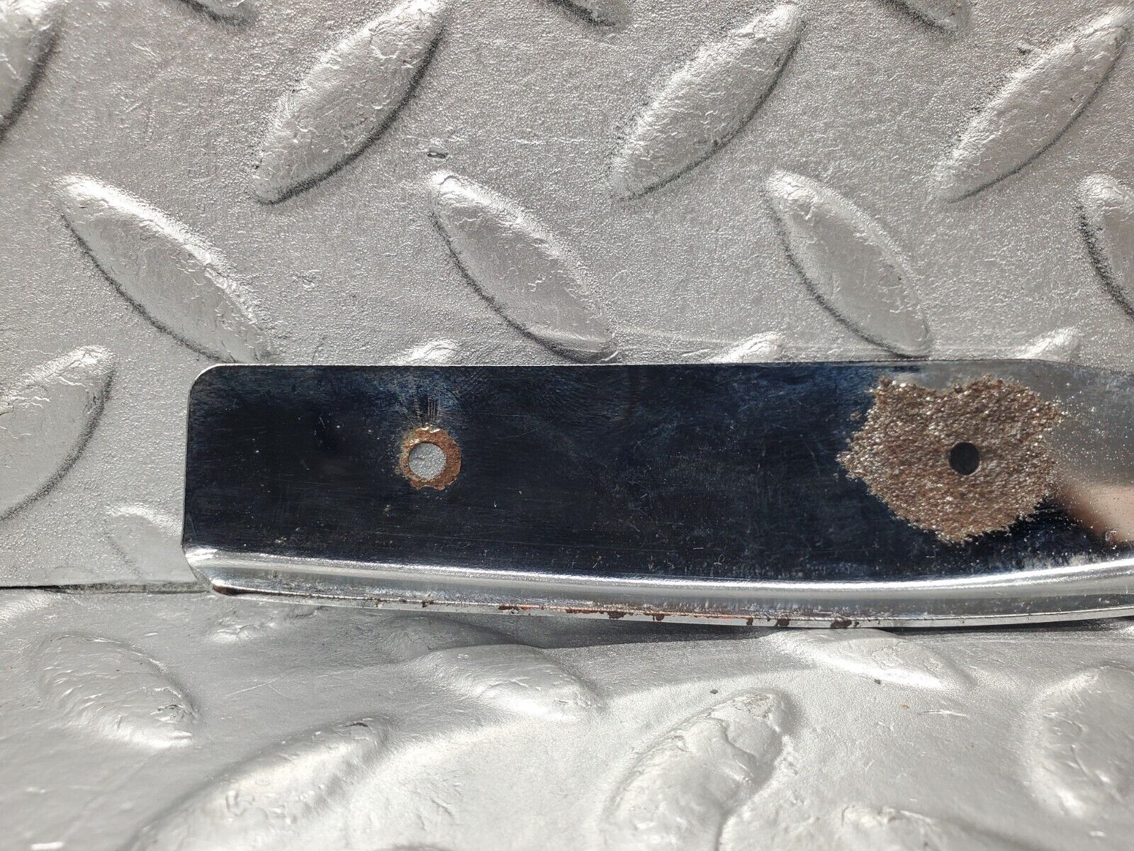 46534 Mercedes-Benz C123 280CE Coupe Left Door Chrome Front Cover