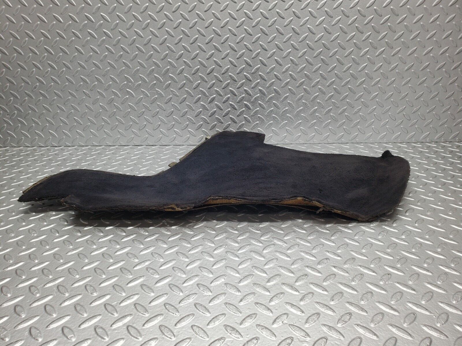 46414 Mercedes-Benz C123 280CE Coupe Centre Console Carpet Right Side Black