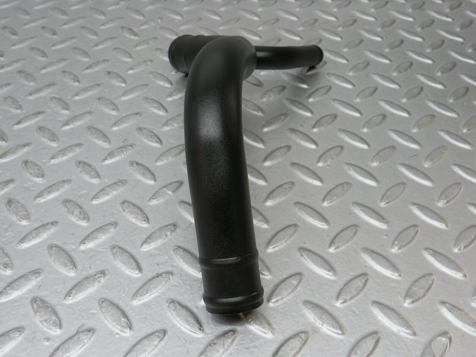 35478 Mercedes-Benz R107 280SL Cooling Hose Pipe