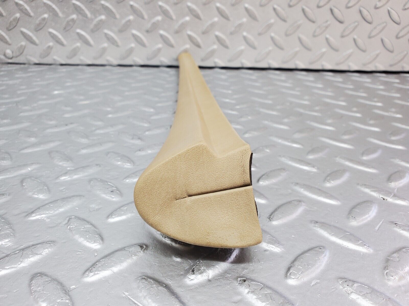 45603 Mercedes-Benz W126 420SE Front Right Door Interior Trim Beige