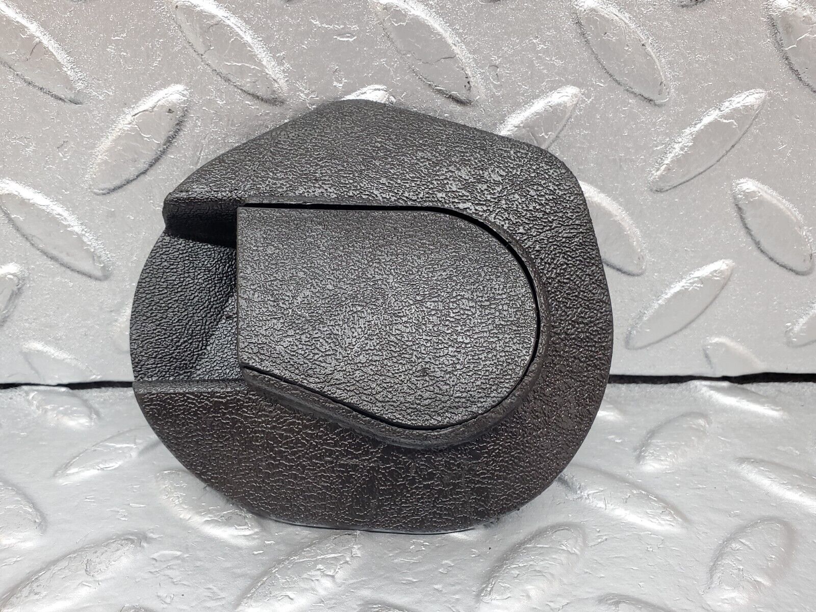 44463 Mercedes-Benz W123 280E Seat Belt Runner Cover Trim 2x Black 1239192520 1239192920 1239192620 1239193020