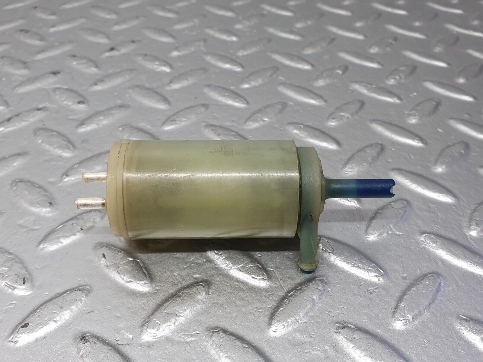 42508 Mercedes-Benz R129 320SL Coupe Windscreen Washer Pump