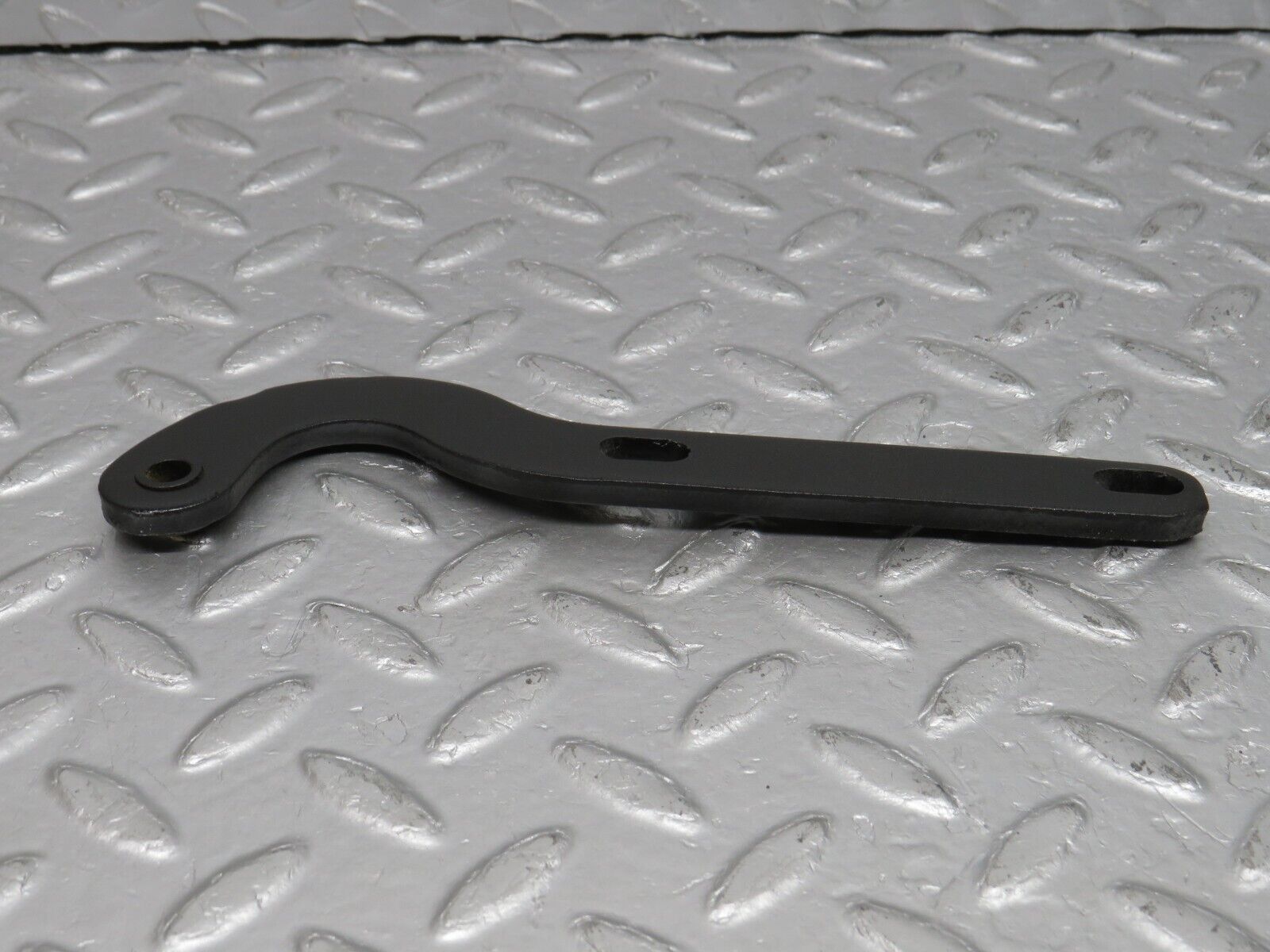 39255 Mercedes-Benz R107 500SL Left Bonnet Hinge Support