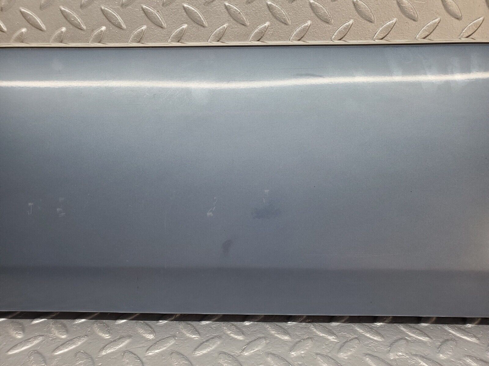 44642 Mercedes-Benz W124 220E Front Right Door Lower Trim 1246901640