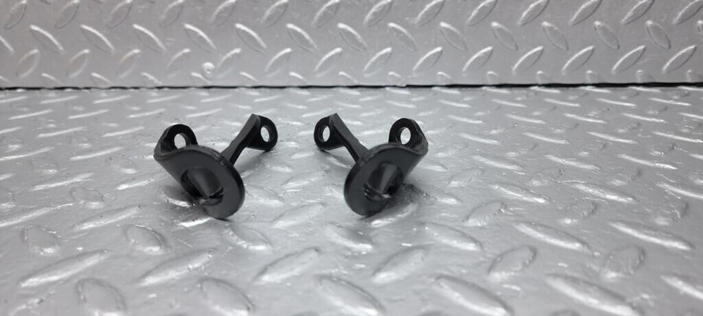 40095 Mercedes-Benz R107 350SL Engine Lifting Eyes Hooks