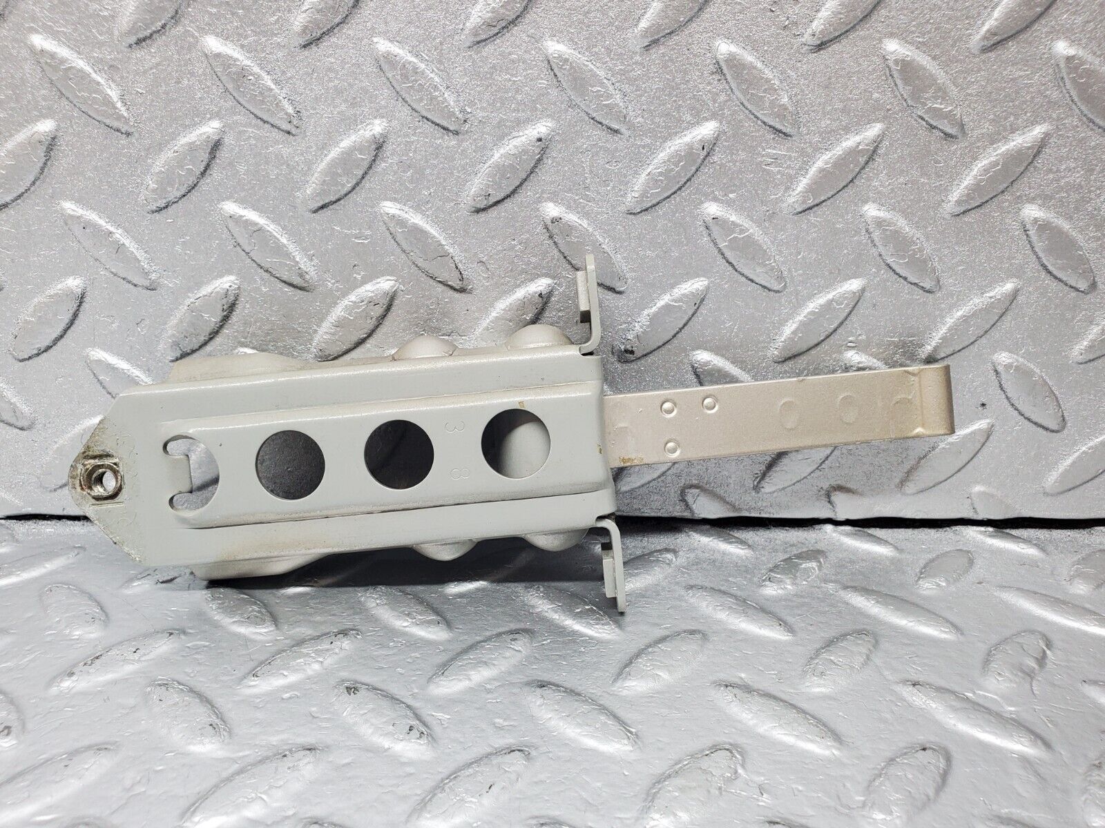 45550 Mercedes-Benz W126 420SE Door Safety Check Strap