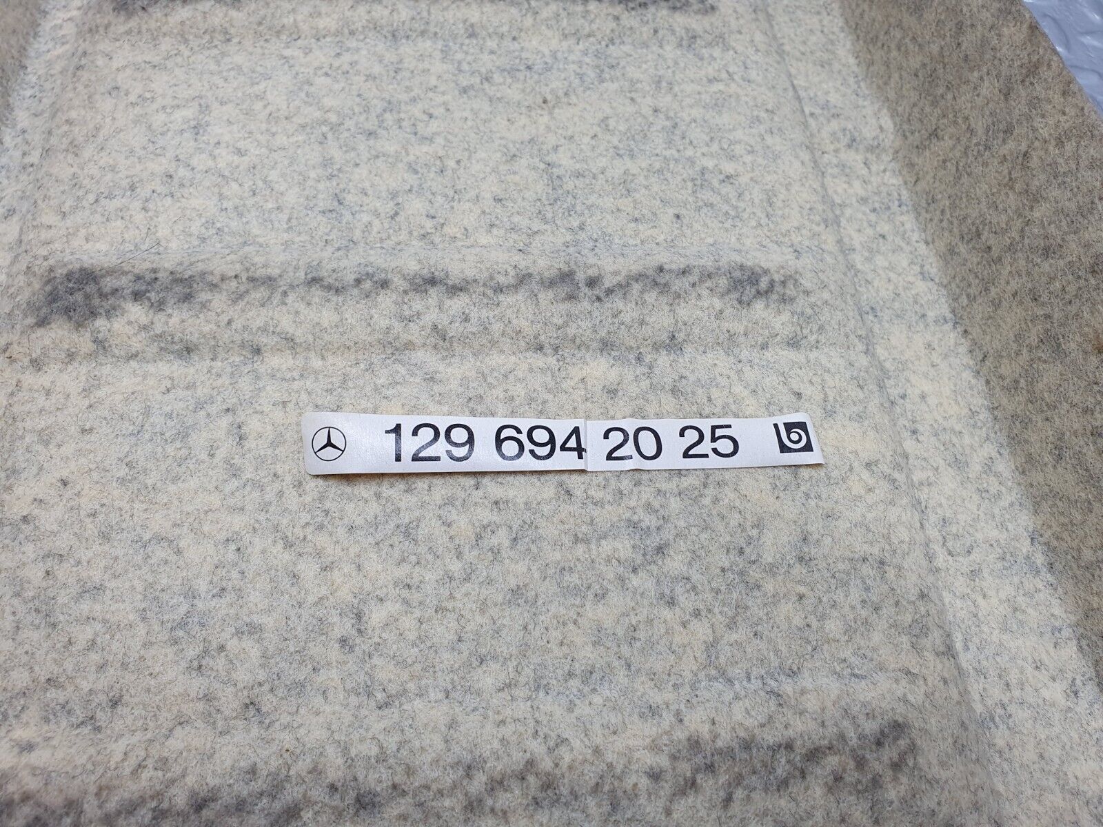 42183 Mercedes-Benz R129 320SL Coupe Wind Deflector Cover Beige 1296942025