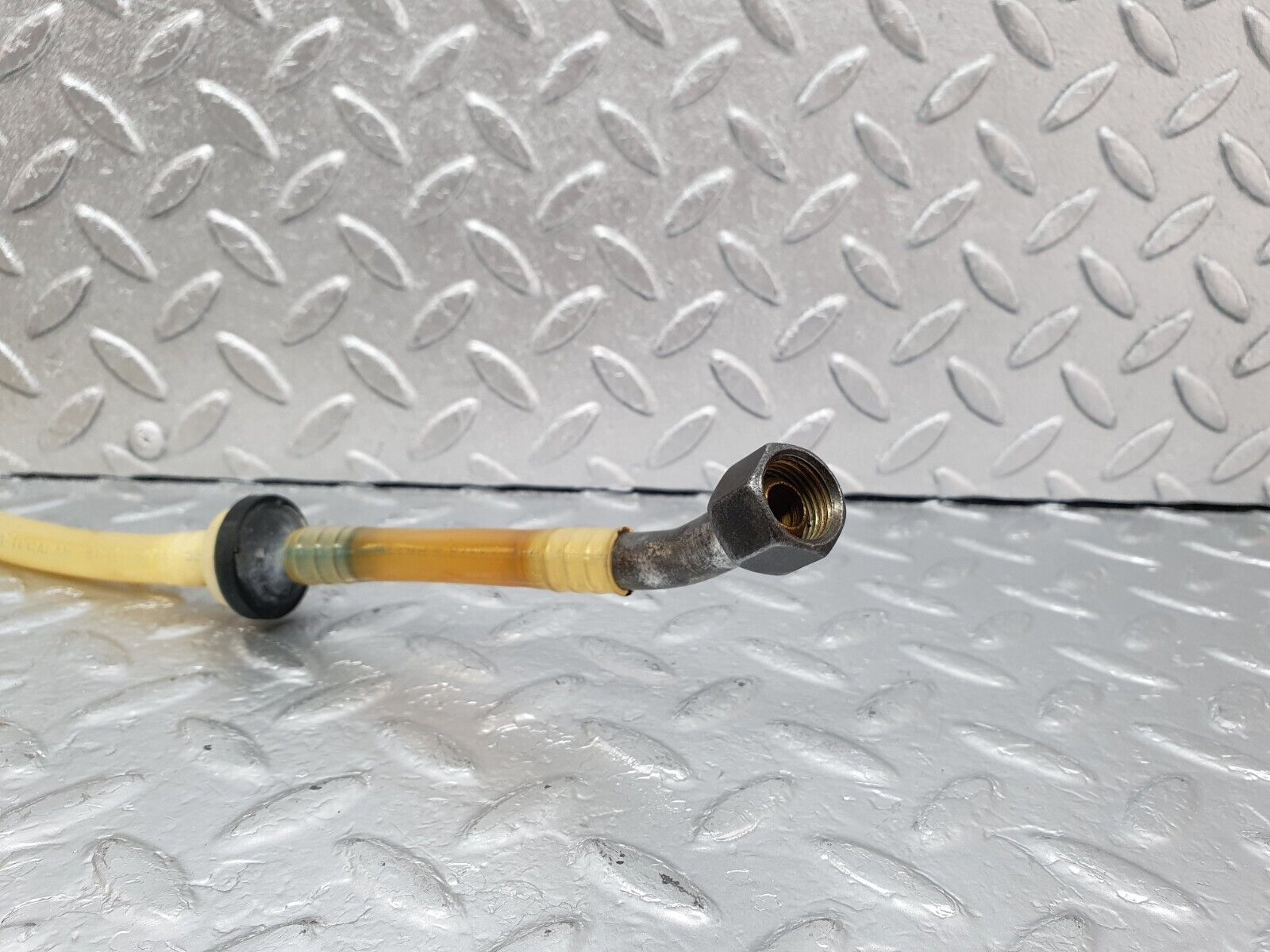 43716 Mercedes-Benz C126 380SEC Coupe Brake Servo Vacuum Pipe 1269971781