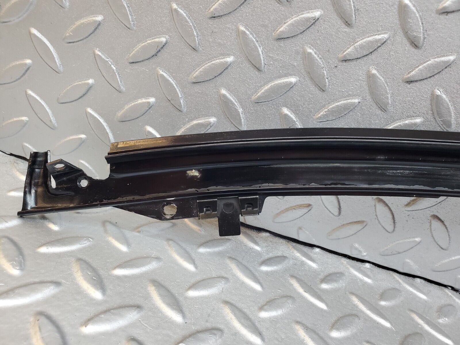 45147 Mercedes-Benz R129 300SL Coupe Front Windscreen Top Moulding Trim