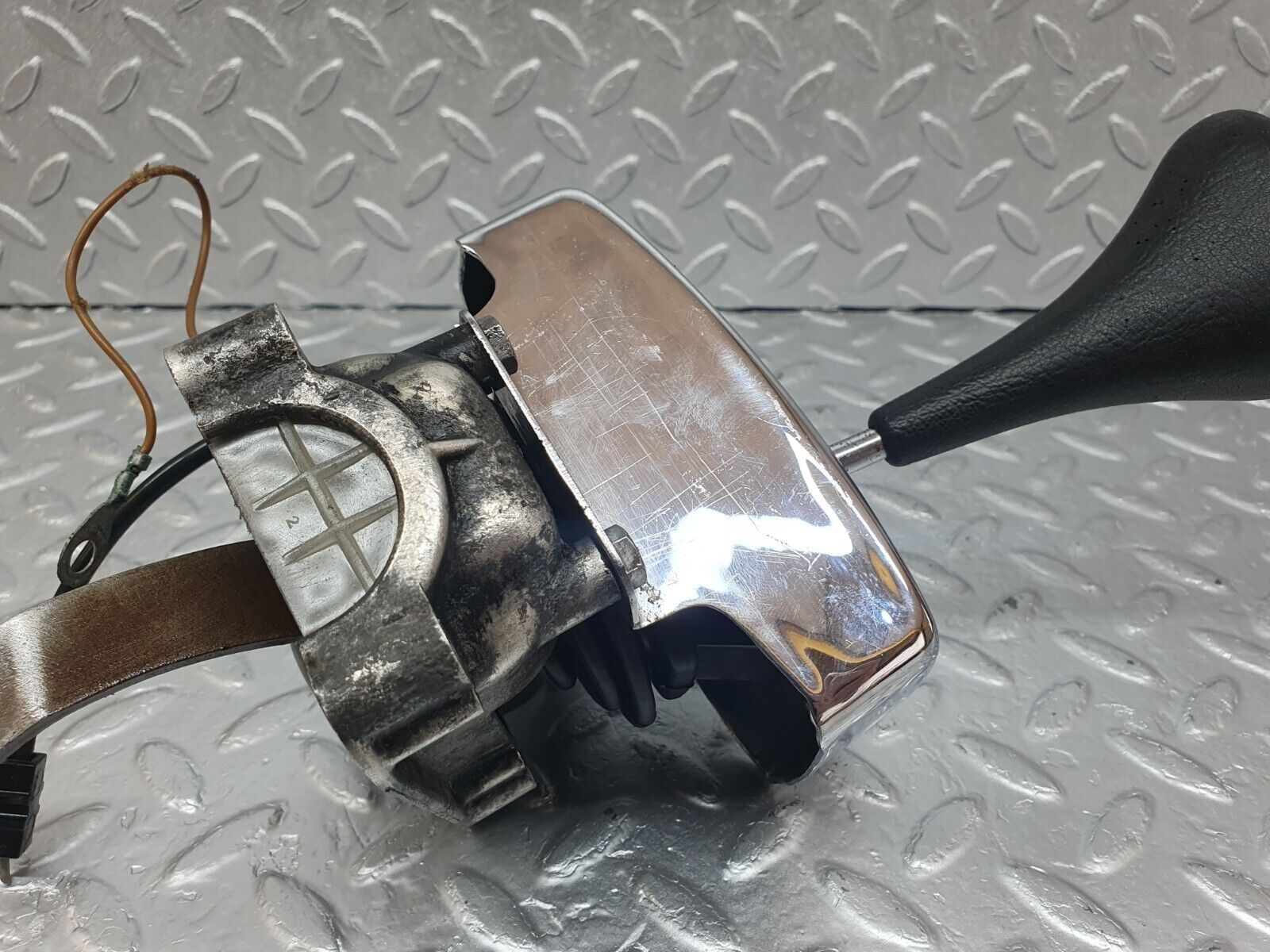 43287 Mercedes-Benz W108 280SE Automatic Gear Selector