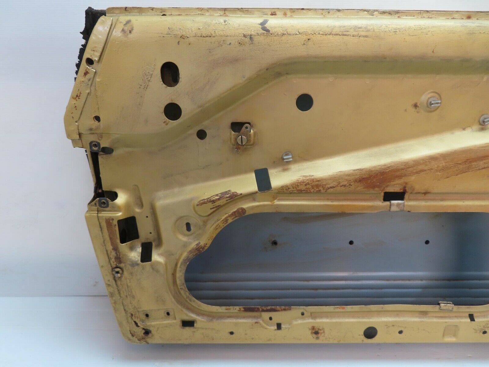 11829 Mercedes-Benz R107 450SL Front Left Door