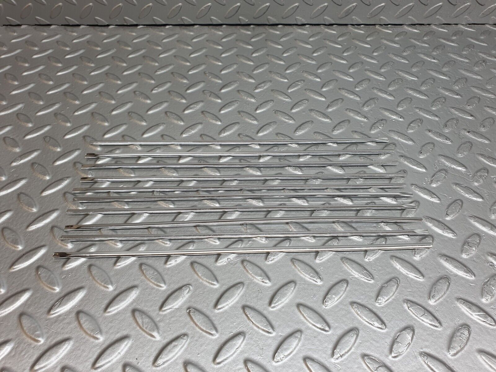 43450 Mercedes-Benz W108 280SE Bonnet Chrome Grill Moulding Trims 1088880122