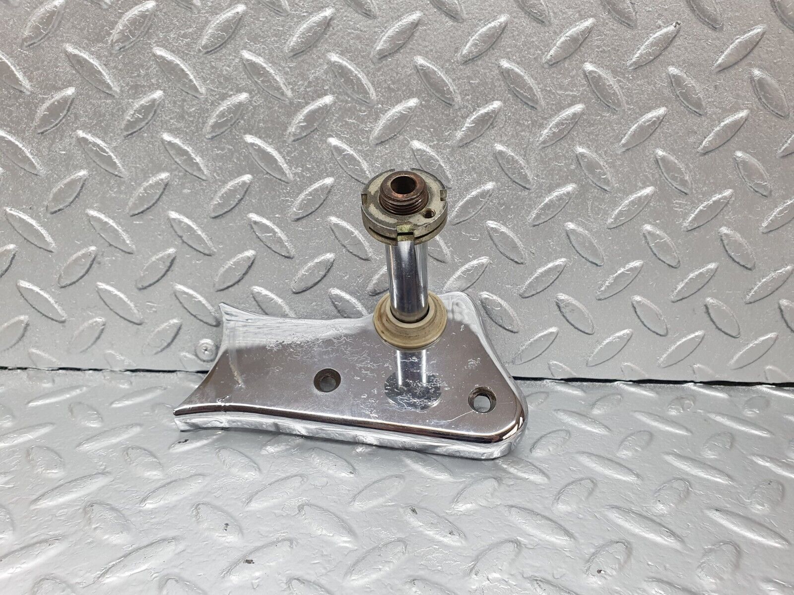 43329 Mercedes-Benz W108 280SE Front Right Seat Chrome