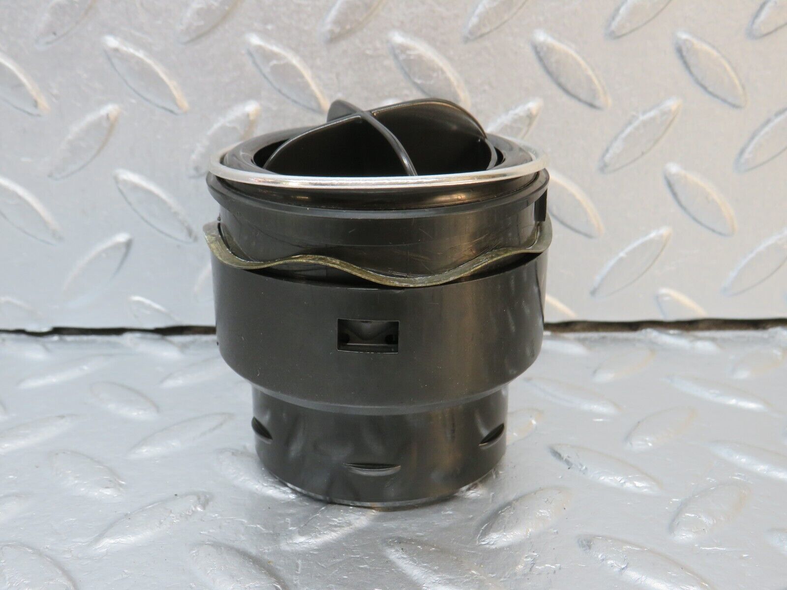 39818 Mercedes-Benz R107 350SL Dashboard Air Vent