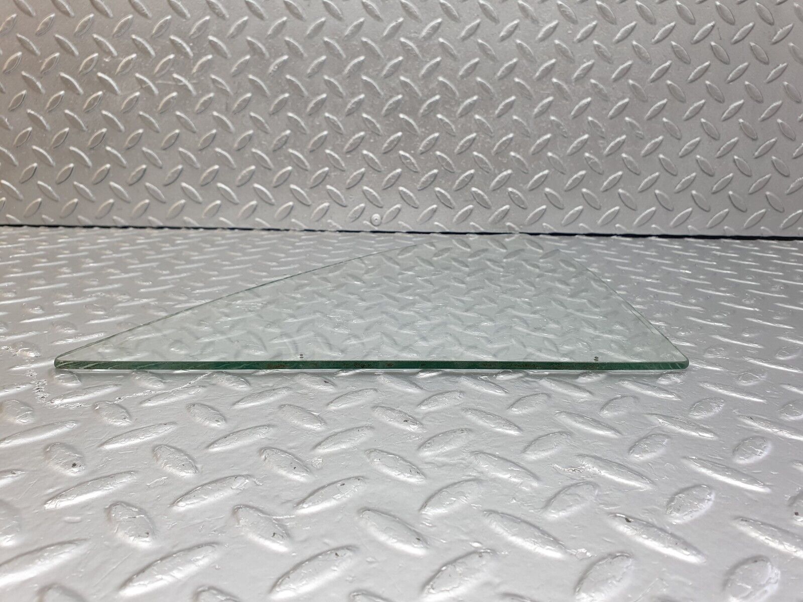 43223 Mercedes-Benz W108 280SE Rear Right Quarter Window Glass