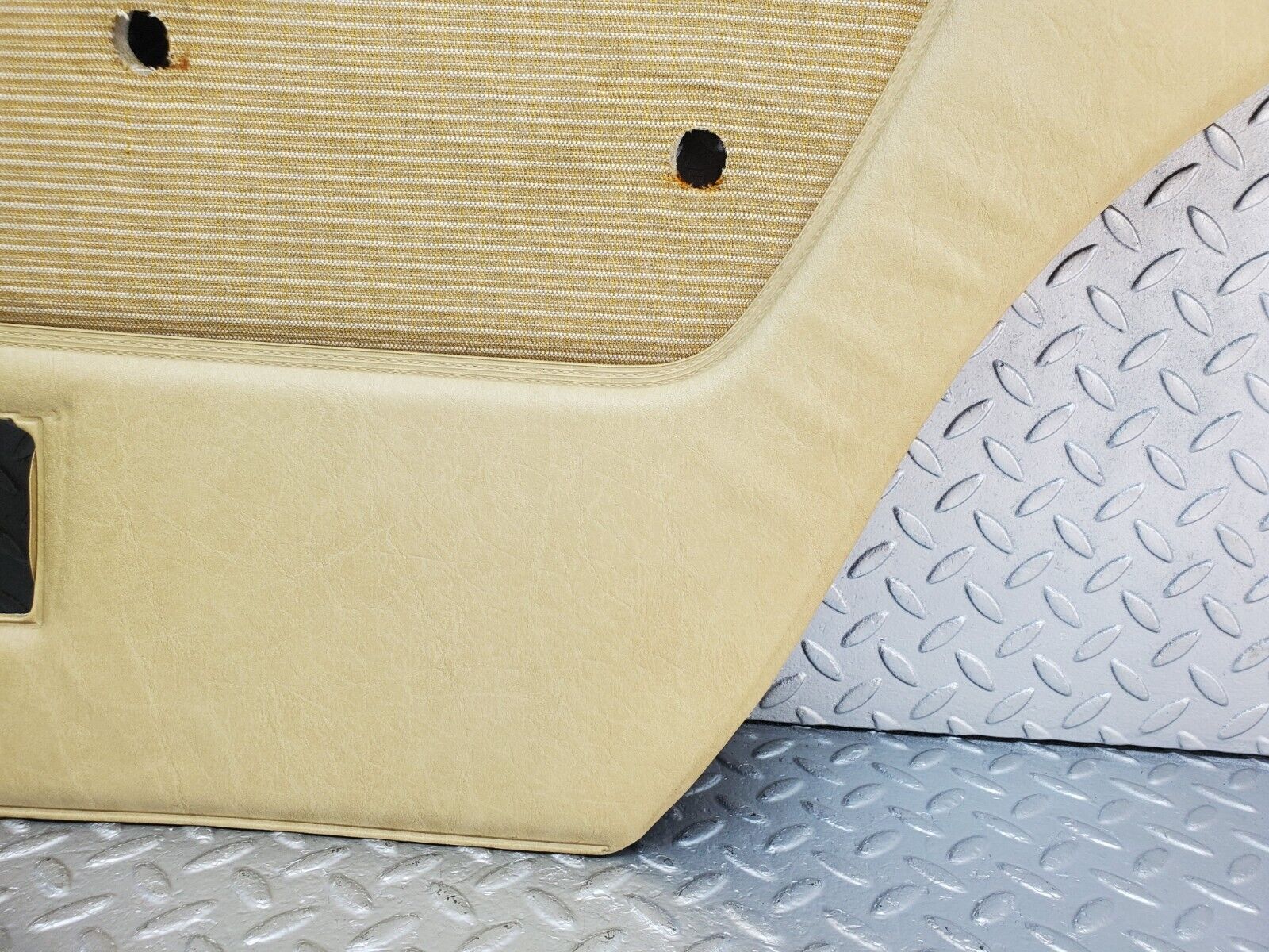 44379 Mercedes-Benz W123 280E Rear Right Door Card Beige